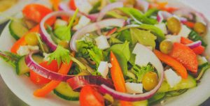 Saladas veganas para o Verão